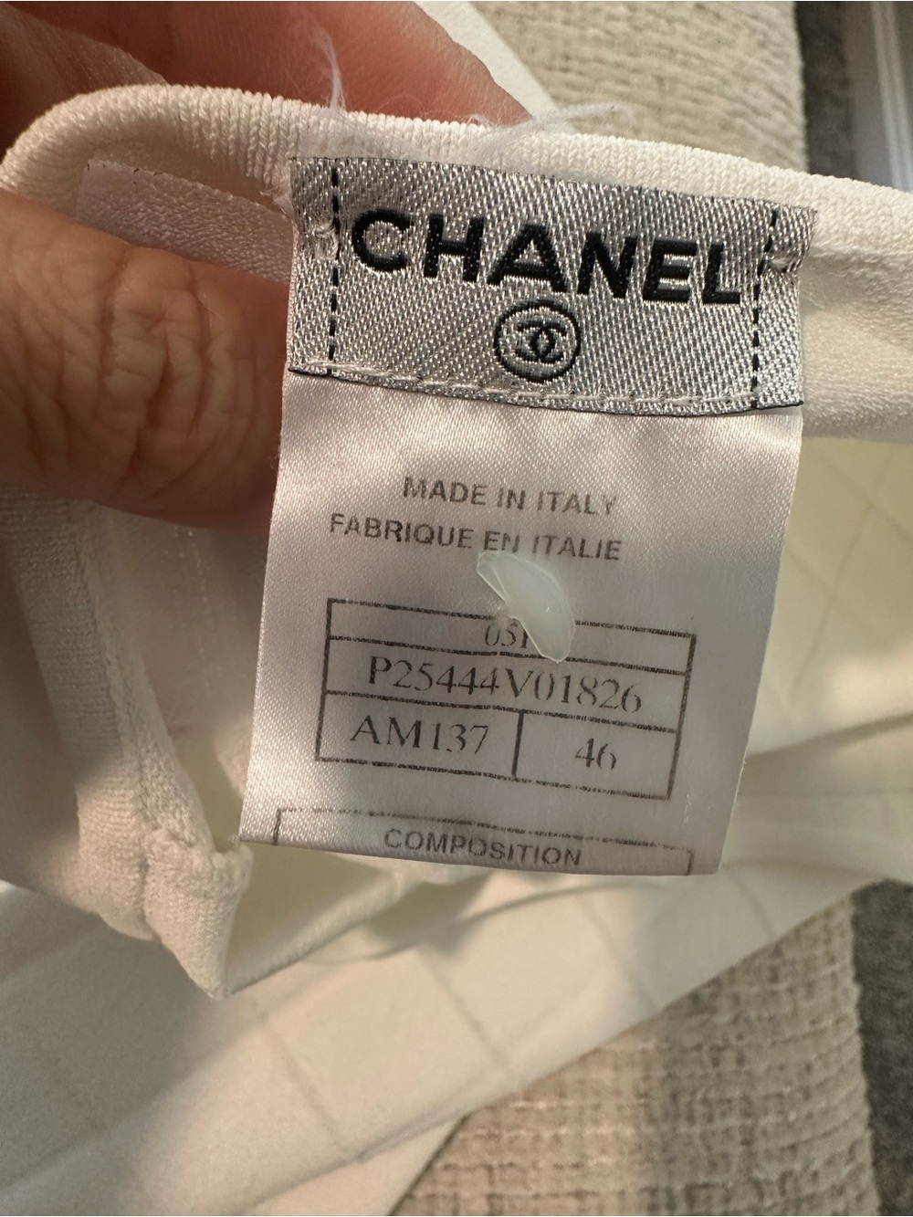 CHANEL Classic White Grid-Texture Short Sleeve Top